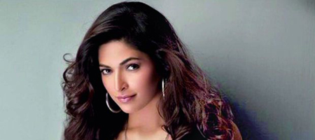 Parvathy Omanakuttan in Pizza remake 